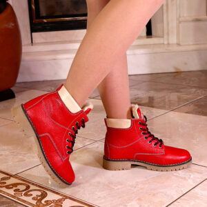 Червоні шкіряні зимові жіночі черевики з хутром