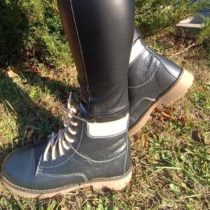 Сірі шкіряні зимові жіночі черевики з хутром