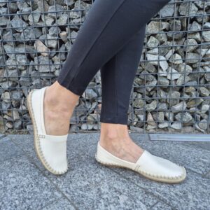 Жіночі шкіряні балетки